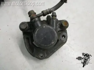 Suzuki GSX1100E Remklauw rechts voor