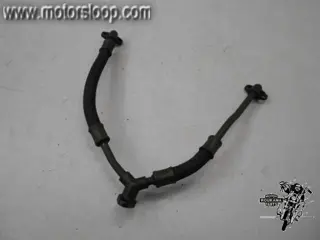 Suzuki GSX1100F(GV72) Olieleiding motorblok