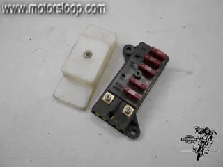 Suzuki GSX1100F(GV72) Zekeringkast