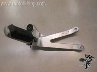 Suzuki GSX1100G Voetstep met houder rechts achter