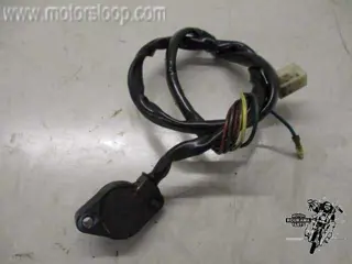 Suzuki GSX250E Neutraalschakelaar