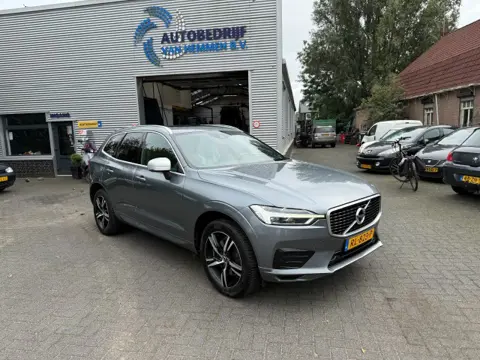 VOLVO XC60 2.0 D4 AWD R-DESIGN