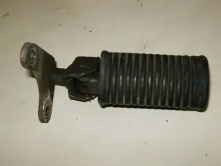 Suzuki GSX400E Voetstep Rechts Voor 43510-44402 & 43550-37301