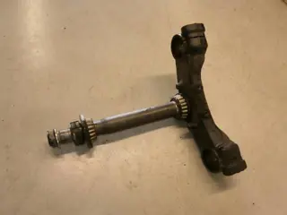 Yamaha XVZ1300(3JS) Voorvork T-stuk 2WR-23340-01-00