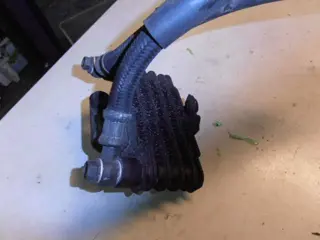 Suzuki GSX400X Oliekoeler met leidingen