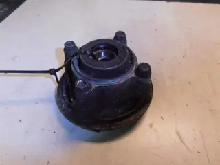 Suzuki GSX400X Tandwieldrager 1