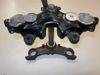 Suzuki GSX550(GN71) Balhoofd Set 51311-43400-15T & 51410-43400-1