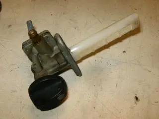 Suzuki GSX550(GN71) Benzinekraan 44300-43470