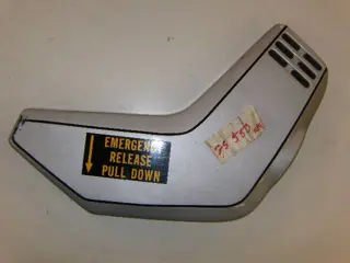 SUZUKI GSX550KAT. Zijkap Rechts Zilver 1