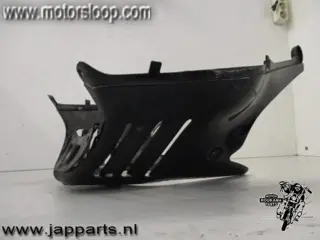 Suzuki GSX600F(GN72) Onderkuip