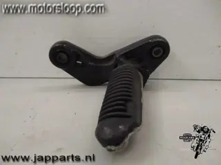 Suzuki GSX600F(GN72) Voetstep met houder links voor