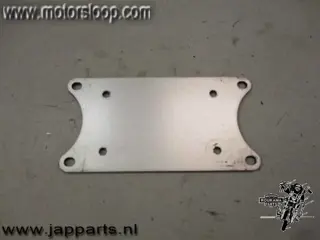 Suzuki GSX600F(GN72) Voorspatbordplaat