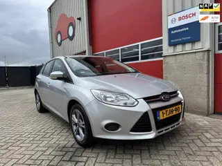 Ford Focus 1.0 EcoBoost Edition, Airconditioning, Cruise control, Bluetooth, LM velgen, PDC, Boekjes