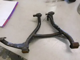 Suzuki GSX750F Middenbok 42100-19841