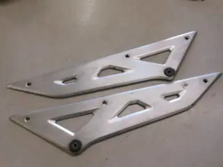 Suzuki GSX750F Sierstrippen zijkap 47131-20C00 & 47231-20C00