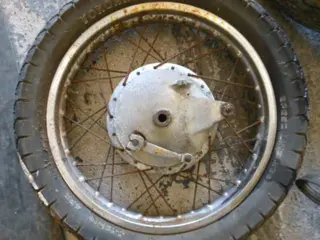 Suzuki GT380 Achterwiel 64110-11001