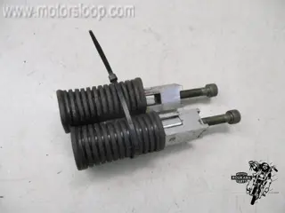 Suzuki LS650 Voetsteps achter