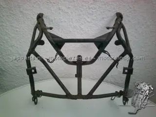 Suzuki RF600R Kuipframe