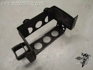 Suzuki RF900R Accubak