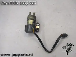 Suzuki RF900R Brandstofpomp