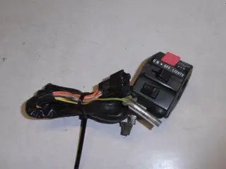 Suzuki RF900R Stuurschakelaar rechts 37200-17E31