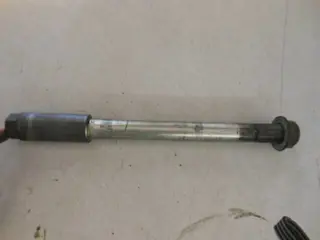 Suzuki RF900R Voorwiel as 54711-31E00