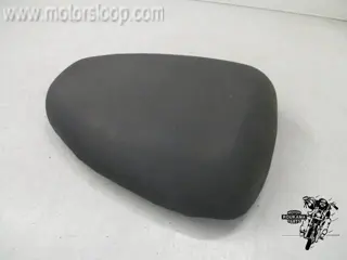 Suzuki SV650N Zadel passagier