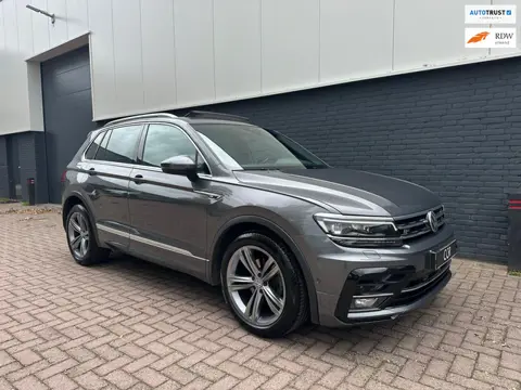 Volkswagen TIGUAN 1.5 TSI 2019 3X R-LINE PANO VIRTUAL KEYLESS