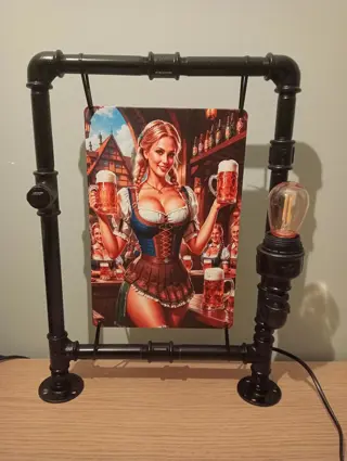 industriële handgemaakte steampunk lampen met bier girl
