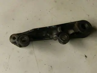 Yamaha FZ600(2HW) Remklauwhouder achter 3HE-25819-01-00