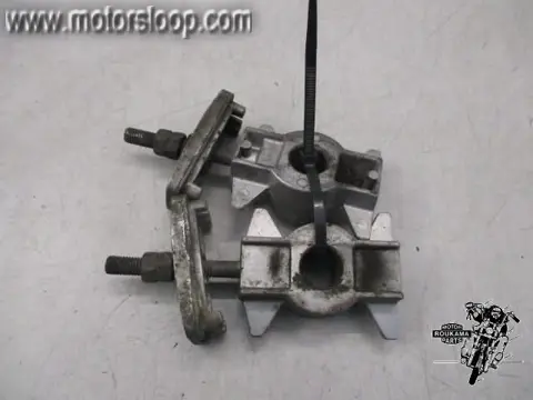 Yamaha FZX750 Kettingspanners