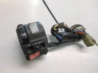 Yamaha XJ600N(4BR) Stuurschakelaar links