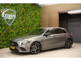 Mercedes-Benz A-klasse 180 AMG Night Upgrade / CarPlay / Camera