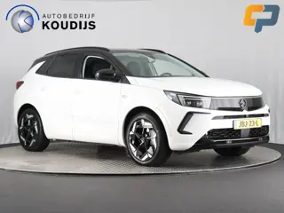 Opel Grandland 1.6 Turbo Plug-In Hybrid 4x4 GSe (Verw. voorruit / Camera / Navi / Elek. achterklep /