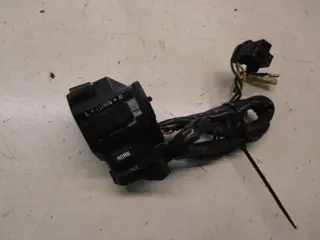 Yamaha XS400(12E) Stuurschakelaar links 11H-83973-00