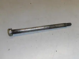 Yamaha XS500 Achterwiel as