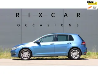 Volkswagen Golf 1.2 TSI Highline Panodak Stoelverwarming ParkTronic