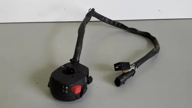 STUURSCHAKELAAR LINKS Aprilia RSV 1000 2004 - 2005 / 2006 -