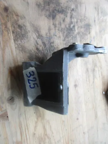 Alternator support bracket for Ferrari 348 and Mondial T