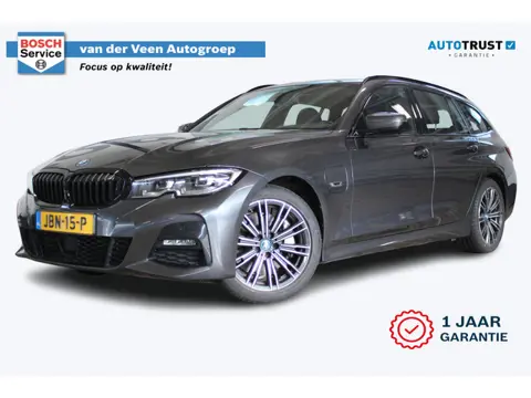 BMW 3 Serie Touring 330e Business Edition Plus Adaptieve cruise control | Climate control | Stoel/st