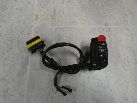 STUURSCHAKELAAR RECHTS MV Agusta 750 Brutale 2003 - 2006
