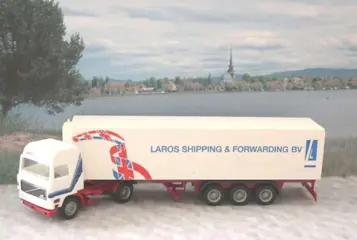 Laros transport Volvo F12 911368 Herpa 1:87