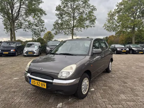 Daihatsu Sirion 1.0-12V XTi APK 10-2026 (bj 1999)