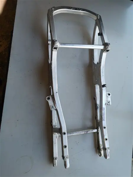 ACHTER SUBFRAME Aprilia RSV 1000 1998 - 2000