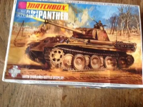 MATCHBOX PANTHER - with diorama battle display