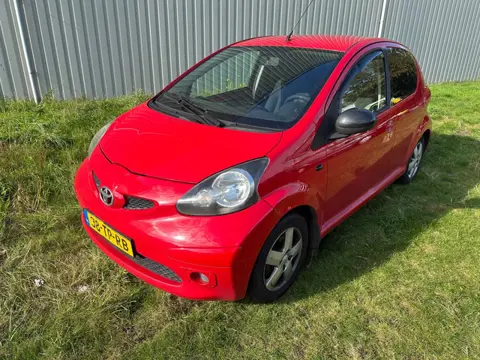 Toyota Aygo 1.0-12V Sport | 2007 | Zuinig, betrouwbaar & sportieve uitstraling
