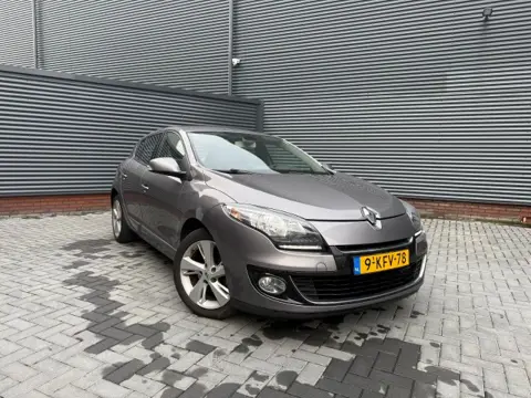 RENAULT MEGANE 1.2 TCe Collection - Lees tekst
