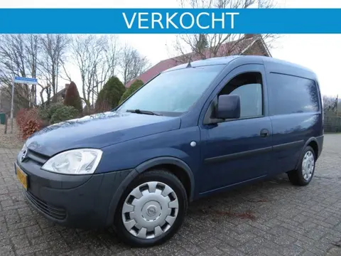 Opel Combo 1.4i Benzine met Airco, Schuifdeur  en meer Opties !
