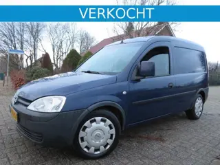 Opel Combo 1.4i Benzine met Airco, Schuifdeur  en meer Opties !