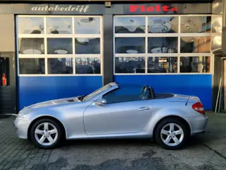 Mercedes-Benz SLK-klasse 200 Kompressor / Lederen bekleding / Parkeersensoren / Lichtmetalen velgen